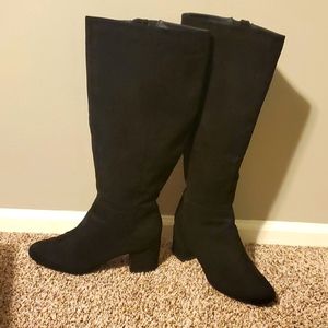 Knee high boots 👢 👌